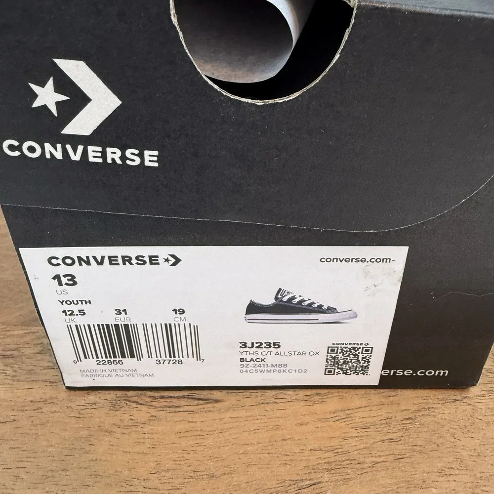 New NIB Little Kids Converse Chuck Taylor All Star OX Black Sneaker‎ 13 C